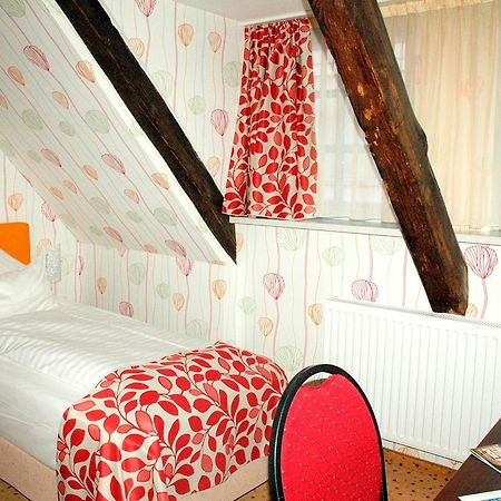 Maerchenhotel بيرغن أوف روغن الغرفة الصورة